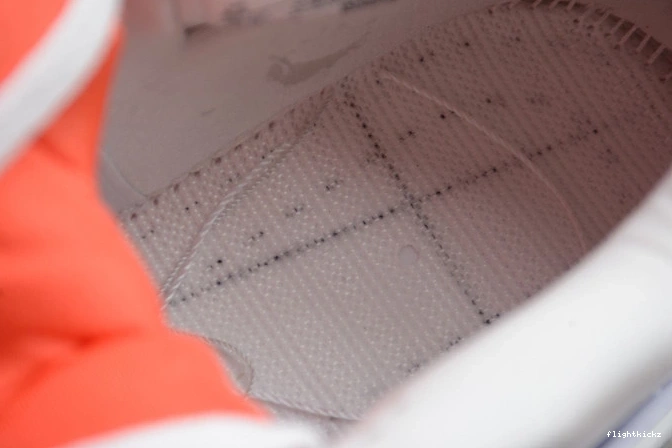 OrangeCT8527-118 Jordan Team 4 Air 0825